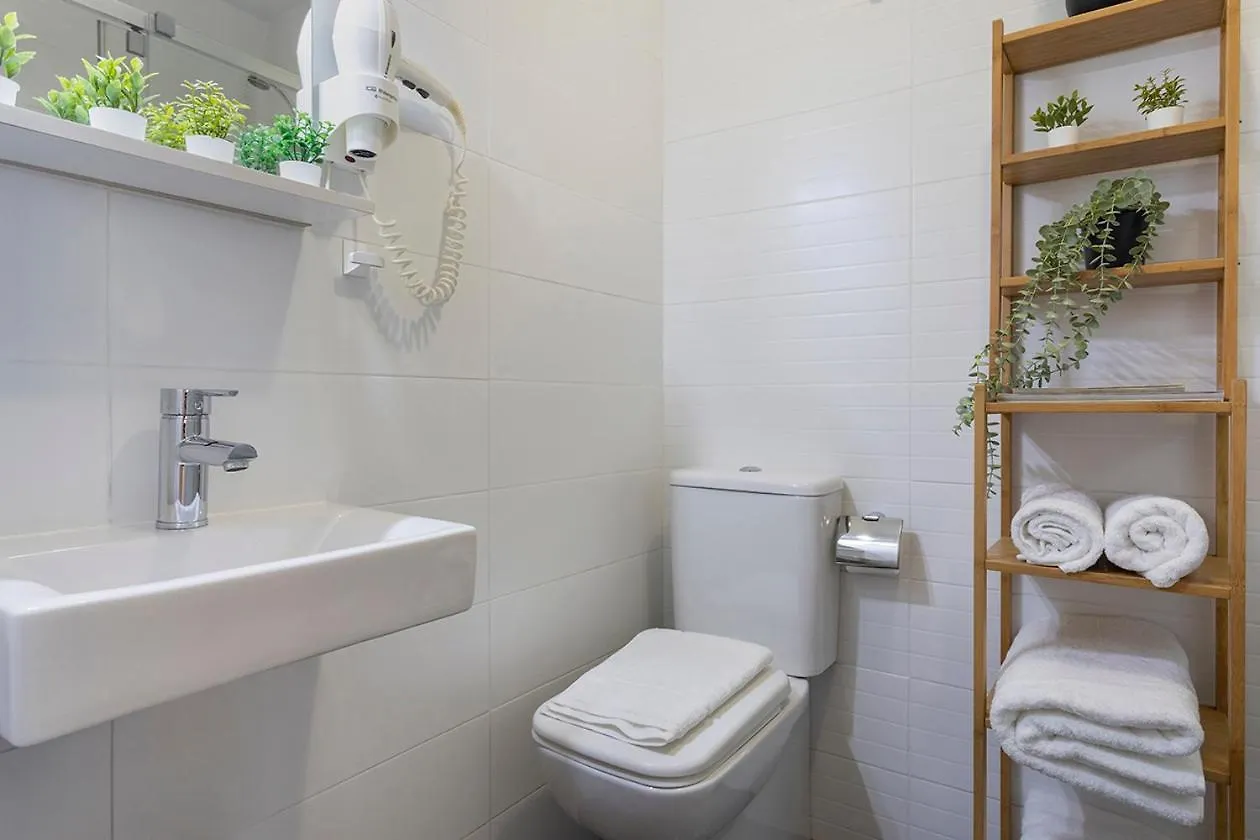 Apartamento Reformado En Pleno Centro By Rent Me Malaga Apartament